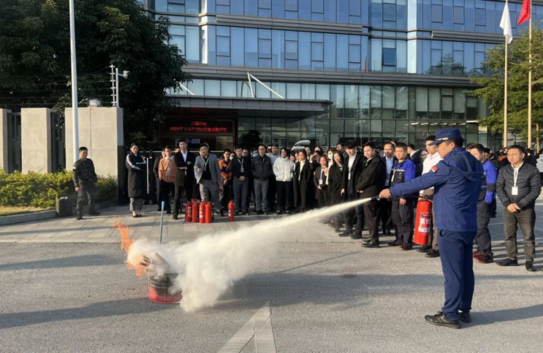 筑牢安全線，防患于未“燃”丨昇輝控股開展消防演練活動